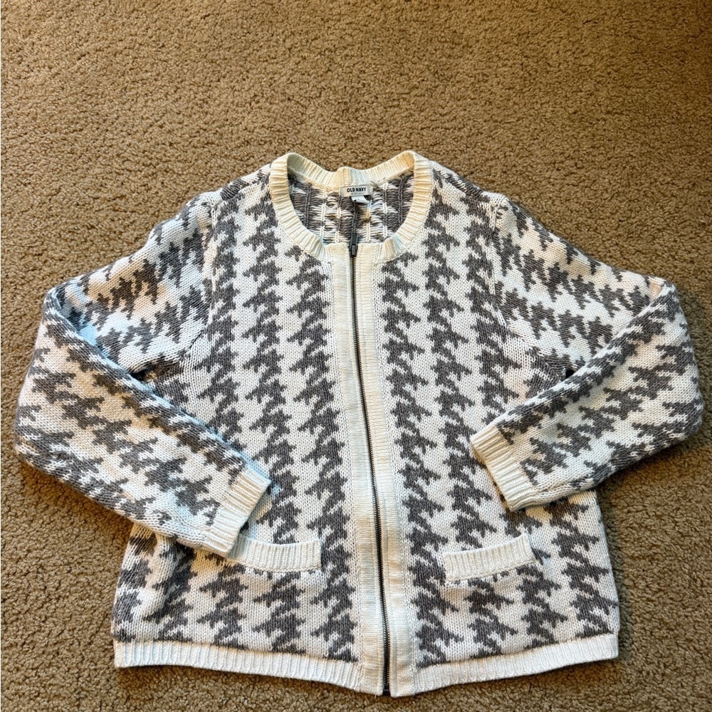 Old Navy Sweater Zip up